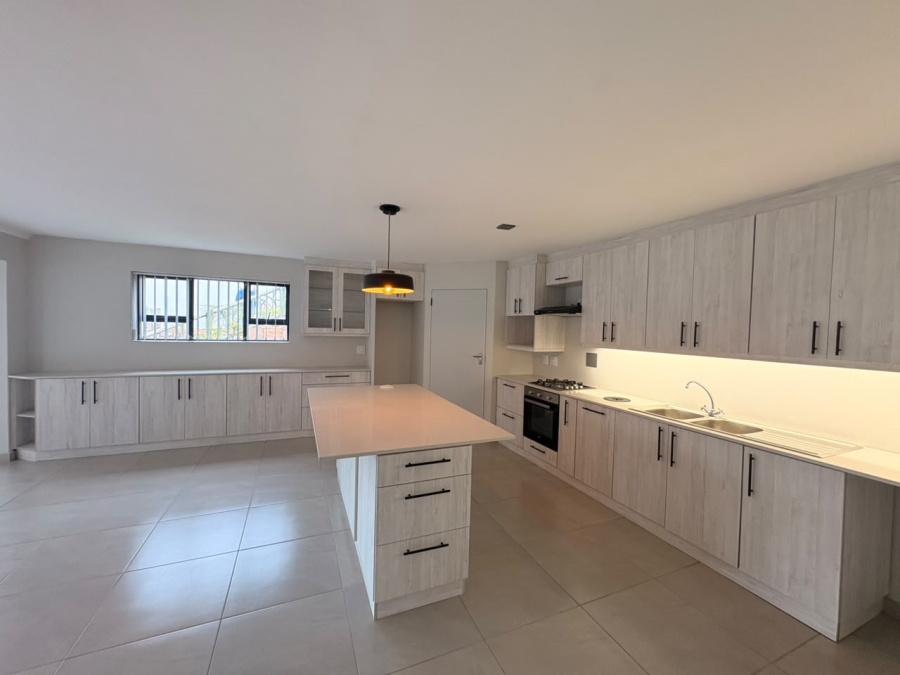 To Let 1 Bedroom Property for Rent in Fraaiuitsig Western Cape